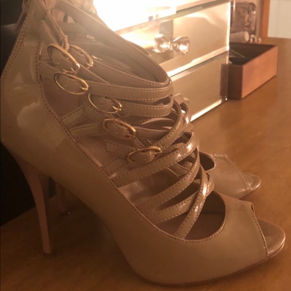 Shoes - Picture 1 of 2